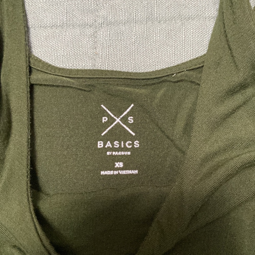 Soft Basic Tank - Picture 2 of 2